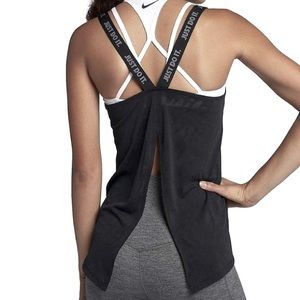 NWT NIKE Split-Back Training Top